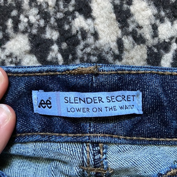 Lee Slender Secret Stretch Bootcut Jeans - Picture 2 of 5